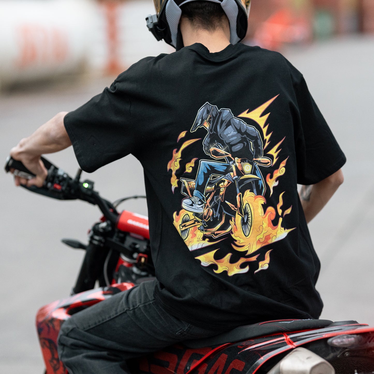 LARS LION - OVERSIZED T-SHIRTS
